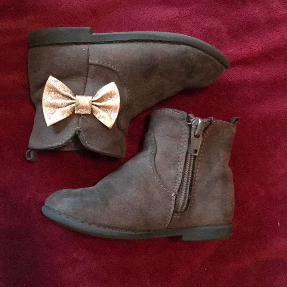 little booties for baby’s